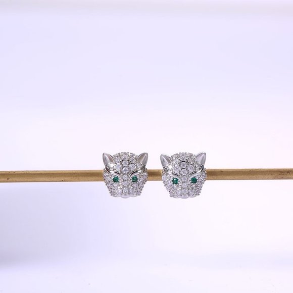 NEW Silver Emerald Diamond Panther Cat Earrings - Picture 9 of 10